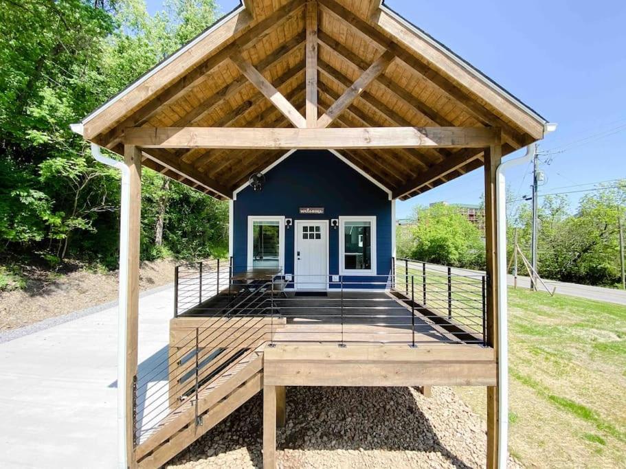 Appartamento Cozy Smoky Mountain Tiny House Pigeon Forge Esterno foto