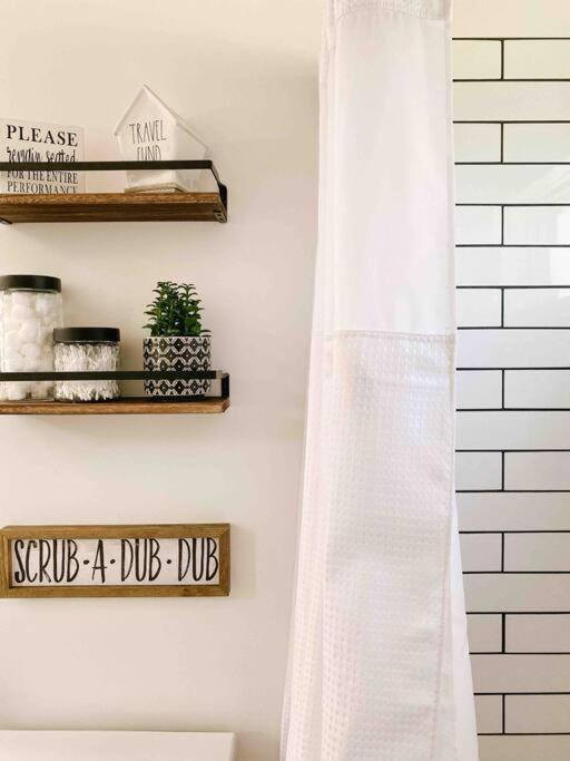 Appartamento Cozy Smoky Mountain Tiny House Pigeon Forge Esterno foto